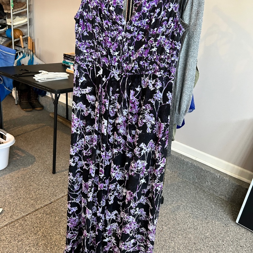 Women’s dress